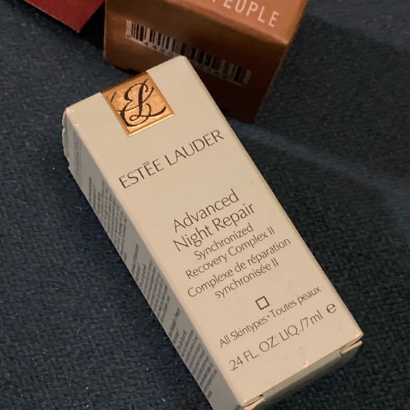 Sephora cosmetic pouch~free with purchase~🎁 - Picture 2 of 12